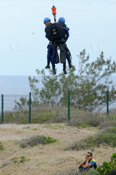 Recuperation d'armes en embouchure de riviere par la gendarmerie