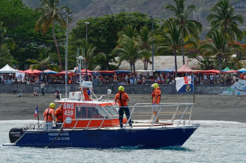 Demonstration SNSM pour les 10 ans de la station de Saint-Gilles-les-Bains
