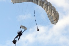 Exercice militaire parachutistes 2e RPIMa