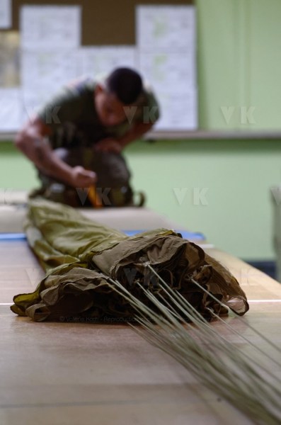 Militaires parachutistes
