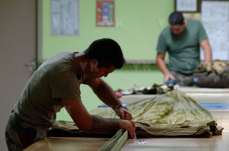 Militaires parachutistes