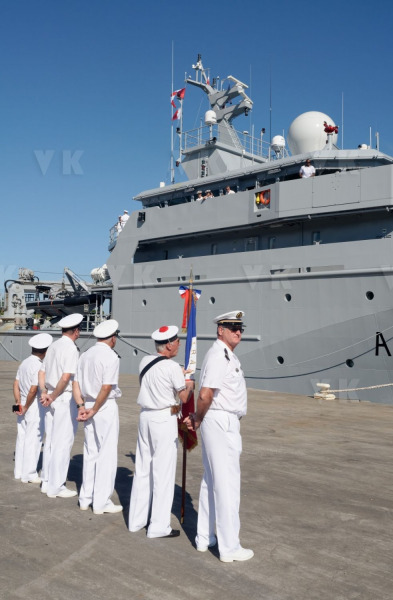 Arrivee du B2M Champlain a la Reunion
