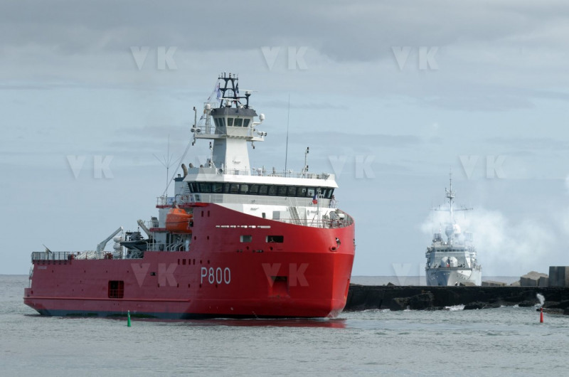 Arrivee du patrouilleur Astrolabe a La Reunion