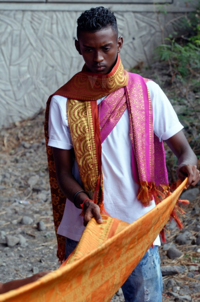 Celebration du Tai Poussam Cavadee a Saint-Louis, La Reunion