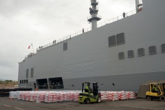 Chargement et desinfection du fret a destination de Mayotte - Loading and disinfection of freight bound for Mayotte