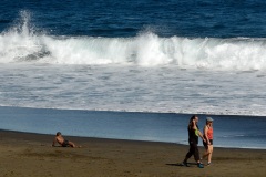COVID Outbreak -Premier week-end de deconfinement a La Reunion - First deconfinement weekend at Reunion