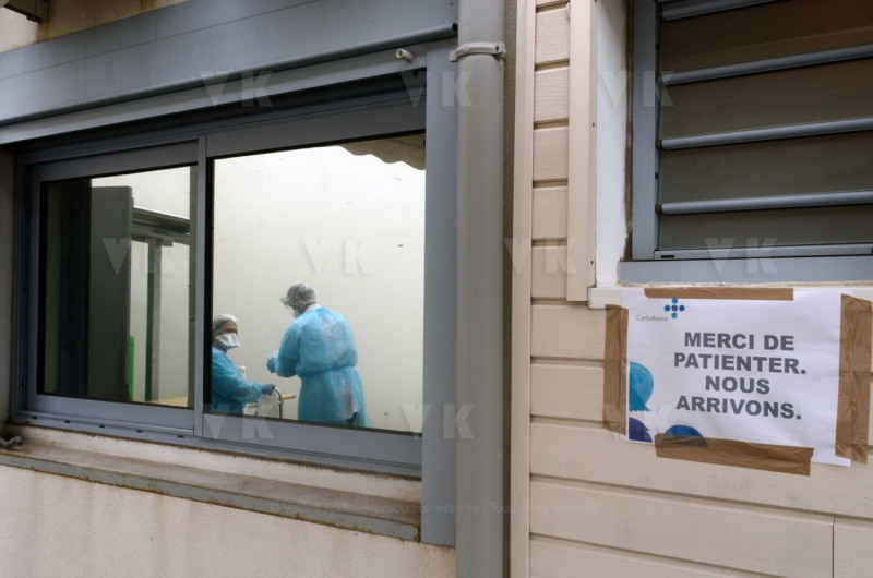 Covid-19 Drive a La Reunion - COVID-19 Drive in Reunion