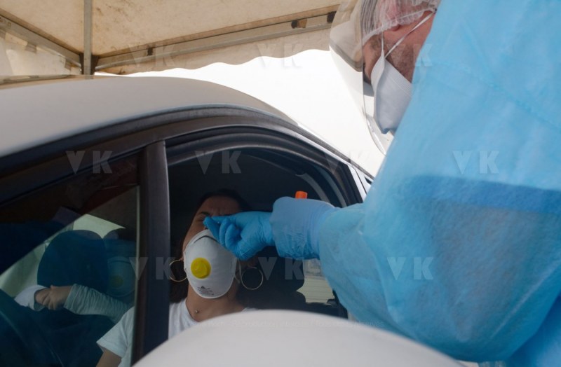 Covid-19 Drive a La Reunion - COVID-19 Drive in Reunion