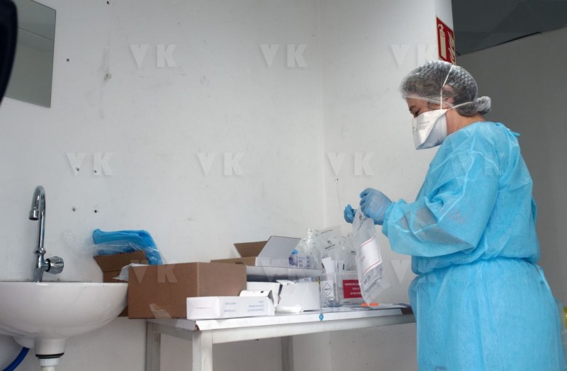 Covid-19 Drive a La Reunion - COVID-19 Drive in Reunion