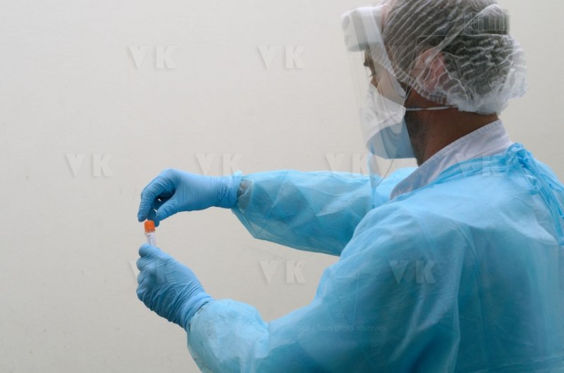 Covid-19 Drive a La Reunion - COVID-19 Drive in Reunion