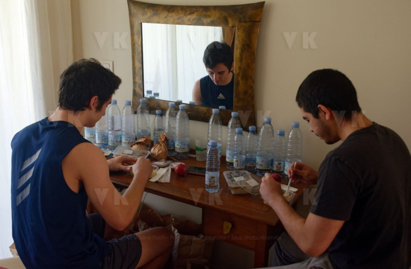 COVID19 - Quatorzaine a l'hotel pour deux etudiants de retour a La Reunion - Fortnight at the hotel for two students returning to La Reunion