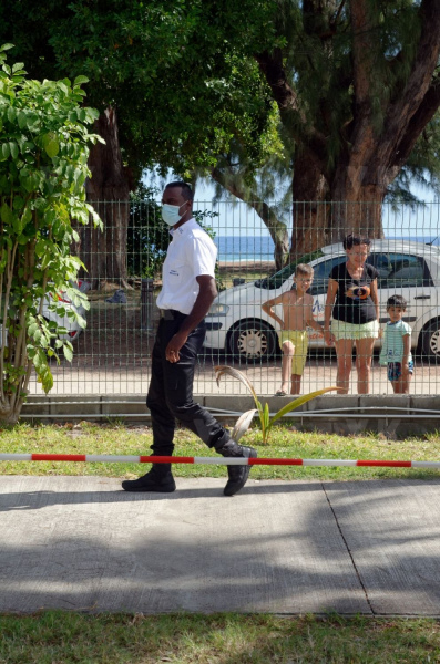 COVID19 - Quatorzaine a l'hotel pour deux etudiants de retour a La Reunion - Fortnight at the hotel for two students returning to La Reunion