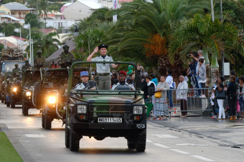 Défilé à Saint-Pierre
