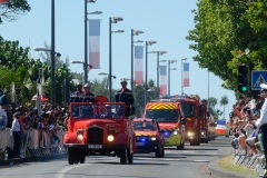 Forces armees dans la zone sud de l'ocean Indien, gendarmerie, pompiers, policiers et associations ont defile sous un soleil radieux a Saint-Denis (La Reunion) pour ce 14 juillet - Armed forces in the southern Indian Ocean, gendarmerie, firefighters, police and associations marched under a bright sun in Saint-Denis (La Reunion) for July 14