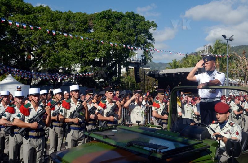 Defile du 14 juillet a La Reunion. National holiday: July 14th parade at La Reunion.