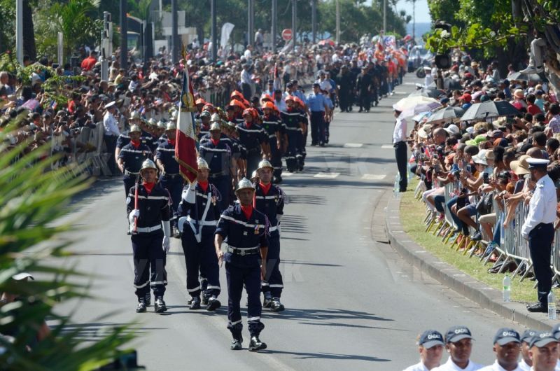 Defile du 14 juillet a La Reunion. National holiday: July 14th parade at La Reunion.