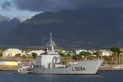 Batiment militaire BATRAL Marine Nationale