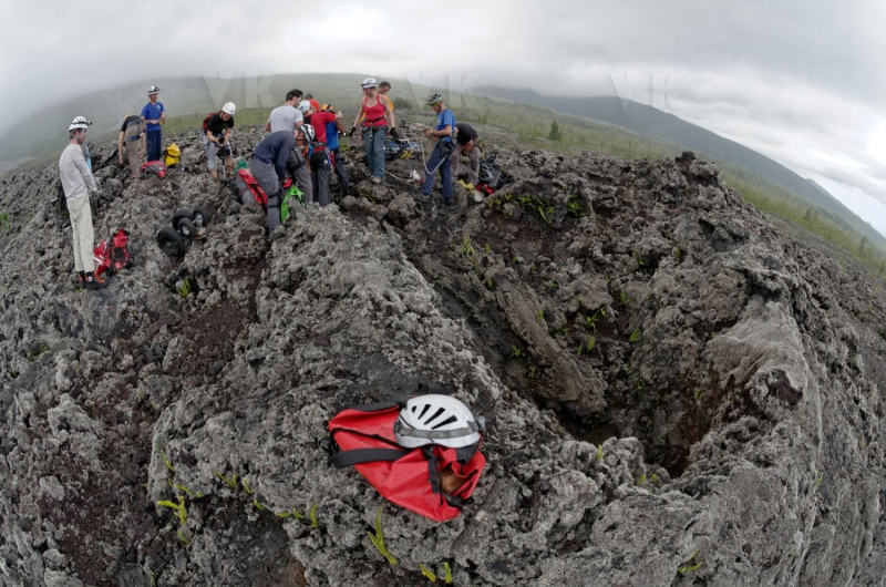 Exercice de secours dans les tunnels de lave du Piton de la Fournaise