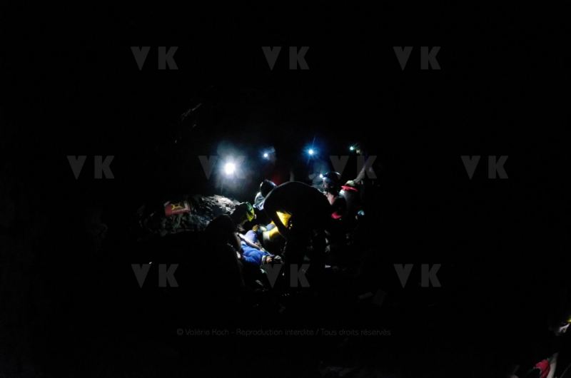 Exercice de secours dans les tunnels de lave du Piton de la Fournaise