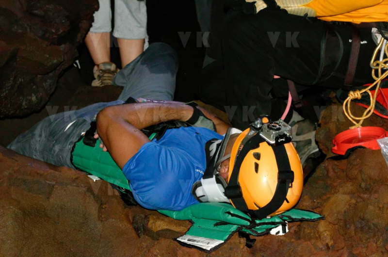 Exercice de secours dans les tunnels de lave du Piton de la Fournaise