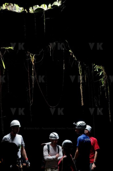 Exercice de secours dans les tunnels de lave du Piton de la Fournaise