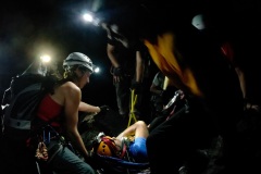 Exercice de secours dans les tunnels de lave du Piton de la Fournaise