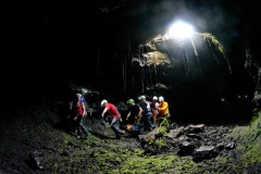 Exercice de secours dans les tunnels de lave du Piton de la Fournaise