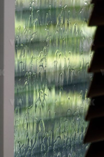 Avec deja de la pluie et du vent dans le sud, La Reunion se prepare a l'arrivee du cyclone Berguitta, prevu de passer a proximite immediate de l'ile jeudi. Already with rain and wind in the south, La Reunion is preparing for the arrival of cyclone Berguitta, scheduled to pass near the island Thursday.