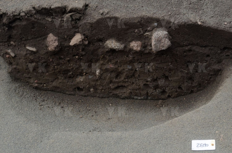 Fouilles archeologiques sur un site d'habitat du XVIIIe siecle a Saint-Paul, route des Premiers Français