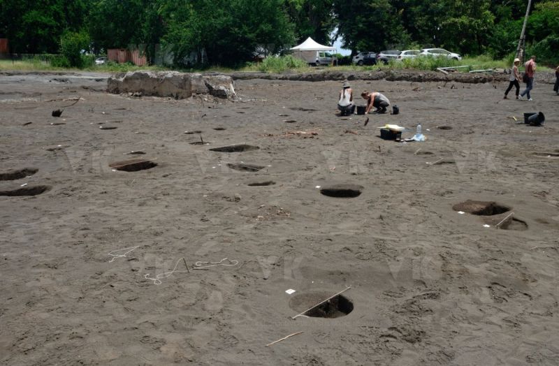 Fouilles archeologiques sur un site d'habitat du XVIIIe siecle a Saint-Paul, route des Premiers Français