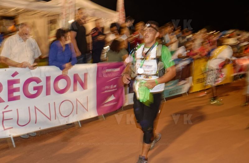 Les traileurs de la Mascareignes, course du Grand Raid, a l'arrivee au stade de la Redoute, Saint-Denis. Mascarene trailers, race of the Grand Raid, at the arrival, la Redoute stadium, Saint-Denis town.