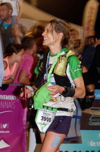 Les traileurs de la Mascareignes, course du Grand Raid, a l'arrivee au stade de la Redoute, Saint-Denis. Mascarene trailers, race of the Grand Raid, at the arrival, la Redoute stadium, Saint-Denis town.