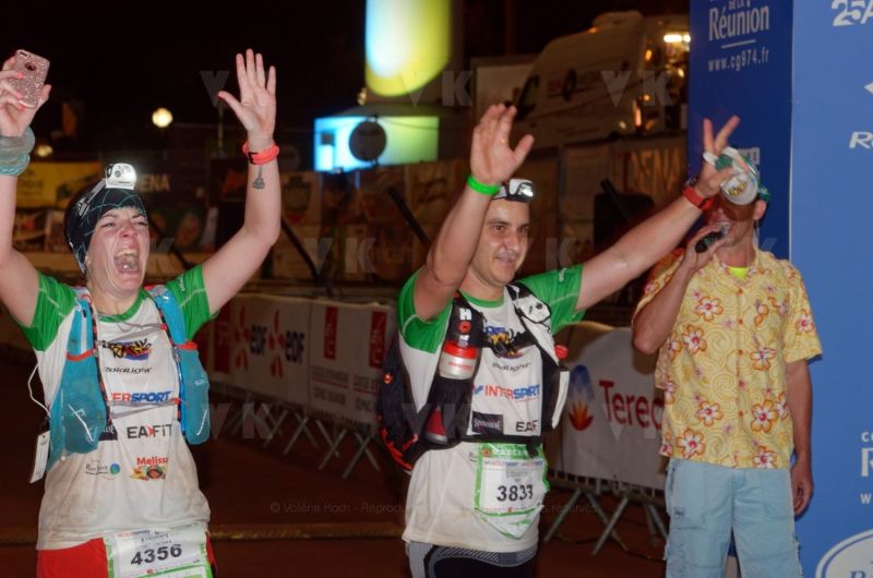Les traileurs de la Mascareignes, course du Grand Raid, a l'arrivee au stade de la Redoute, Saint-Denis. Mascarene trailers, race of the Grand Raid, at the arrival, la Redoute stadium, Saint-Denis town.