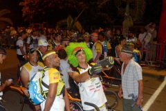 Ouverture du pointage electronique et verification du materiel pour les 2680 coureurs du Grand Raid, avant le top depart pour les 164 km (et plus de 9000 m D+) de traversee de La Reunion. Opening of the electronic score and checking of the equipment for the 2680 riders of the Grand Raid, before the top departure for the 164 km (and more than 9000 m D +) crossing La Reunion.