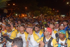 Ouverture du pointage electronique et verification du materiel pour les 2680 coureurs du Grand Raid, avant le top depart pour les 164 km (et plus de 9000 m D+) de traversee de La Reunion. Opening of the electronic score and checking of the equipment for the 2680 riders of the Grand Raid, before the top departure for the 164 km (and more than 9000 m D +) crossing La Reunion. En vente chez SIPA