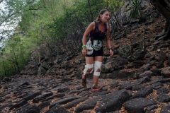 Les traileurs de la Mascareignes, course du Grand Raid, sur le chemin des Anglais qui monte jusqu'au Colorado, derniere etape avant l'arrivee. Mascarene trailers, race of the Grand Raid, on the "path of the English" who goes up to Colorado, last stage before the arrival.