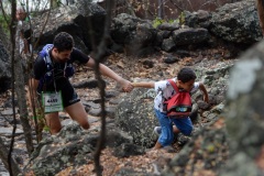 Les traileurs de la Mascareignes, course du Grand Raid, sur le chemin des Anglais qui monte jusqu'au Colorado, derniere etape avant l'arrivee. Mascarene trailers, race of the Grand Raid, on the "path of the English" who goes up to Colorado, last stage before the arrival.