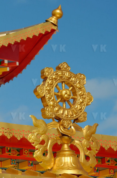 Inauguration du 1er temple bouddhiste tibetain de la zone sud de l'ocean Indien - Inauguration of the first Tibetan Buddhist temple in the southern Indian Ocean