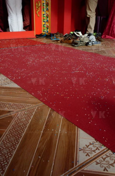 Inauguration du 1er temple bouddhiste tibetain de la zone sud de l'ocean Indien - Inauguration of the first Tibetan Buddhist temple in the southern Indian Ocean