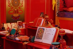 Inauguration du 1er temple bouddhiste tibetain de la zone sud de l'ocean Indien - Inauguration of the first Tibetan Buddhist temple in the southern Indian Ocean