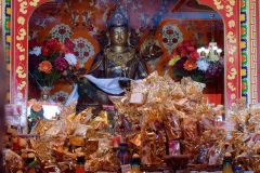 Inauguration du 1er temple bouddhiste tibetain de la zone sud de l'ocean Indien - Inauguration of the first Tibetan Buddhist temple in the southern Indian Ocean