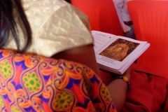 Inauguration du 1er temple bouddhiste tibetain de la zone sud de l'ocean Indien - Inauguration of the first Tibetan Buddhist temple in the southern Indian Ocean