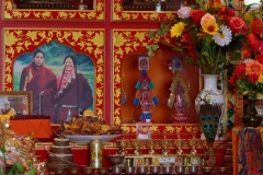 Inauguration du 1er temple bouddhiste tibetain de la zone sud de l'ocean Indien - Inauguration of the first Tibetan Buddhist temple in the southern Indian Ocean