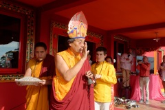 Inauguration du 1er temple bouddhiste tibetain de la zone sud de l'ocean Indien - Inauguration of the first Tibetan Buddhist temple in the southern Indian Ocean