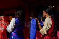 Inauguration du 1er temple bouddhiste tibetain de la zone sud de l'ocean Indien - Inauguration of the first Tibetan Buddhist temple in the southern Indian Ocean