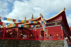 Inauguration du 1er temple bouddhiste tibetain de la zone sud de l'ocean Indien - Inauguration of the first Tibetan Buddhist temple in the southern Indian Ocean
