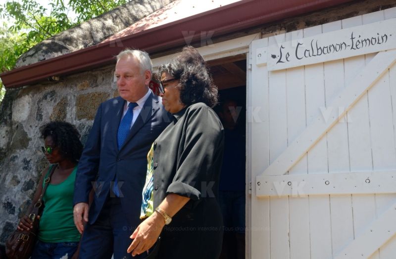 Visite de Jean-Marc Ayrault, président de la Mission de la mémoire de l’esclavage, des traites et de leurs abolitions