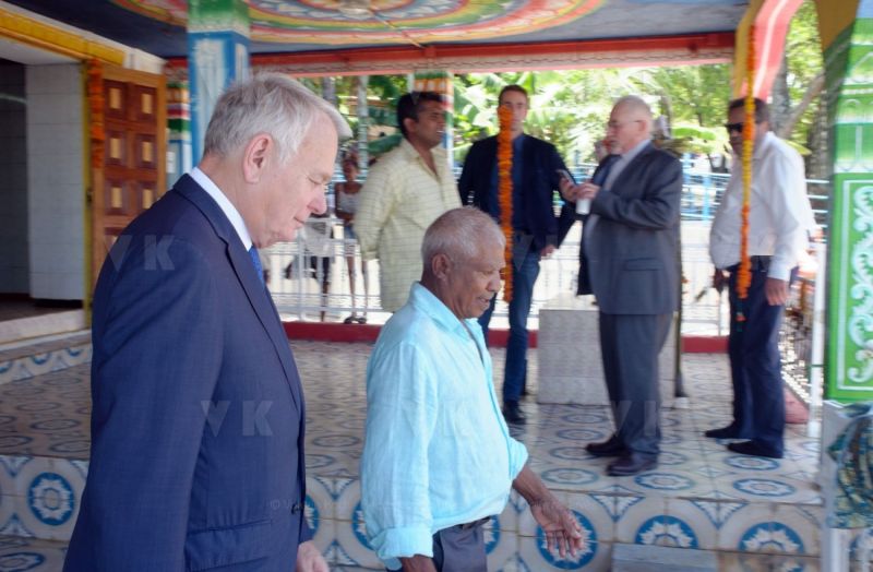 Visite de Jean-Marc Ayrault, président de la Mission de la mémoire de l’esclavage, des traites et de leurs abolitions