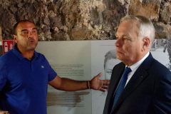 Visite de Jean-Marc Ayrault, président de la Mission de la mémoire de l’esclavage, des traites et de leurs abolitions