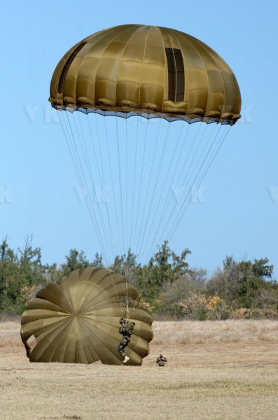 Demonstration des militaires parachutistes 2e RPIMa